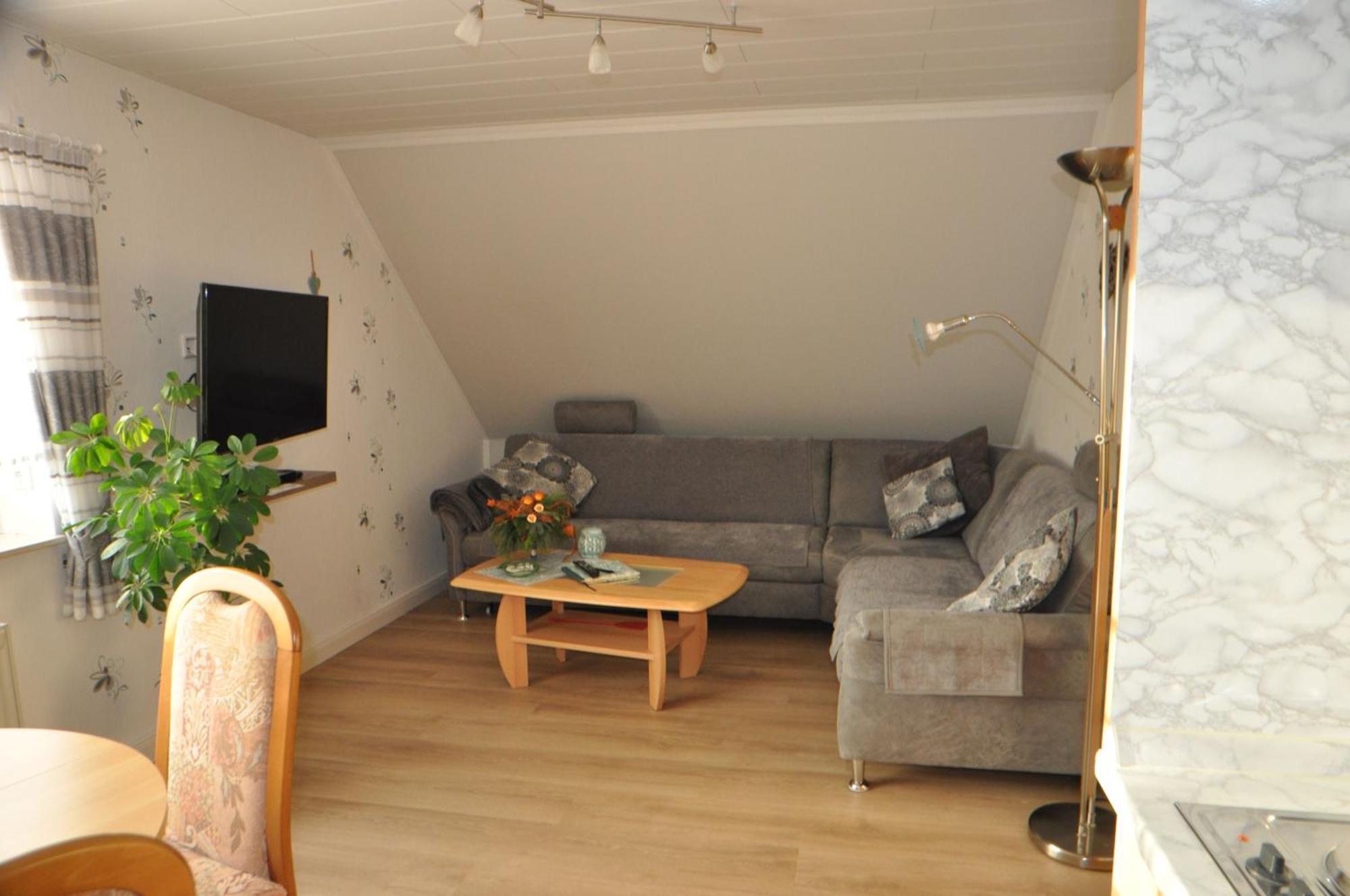 Ferienwohnung Brentano_ 65230 Moormerland Εξωτερικό φωτογραφία
